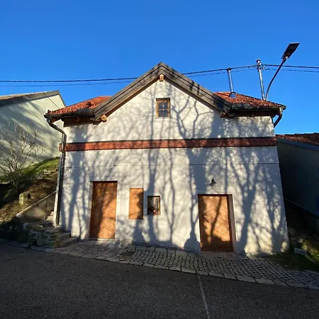 Chalé Franzls Kellerschloessel Tresdorf (Korneuburg)